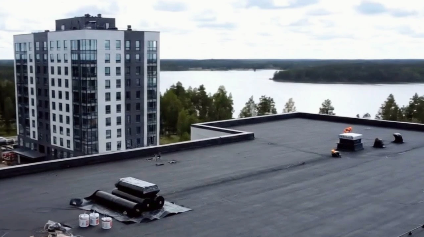 sbk-kerrostalon-katto01-1280